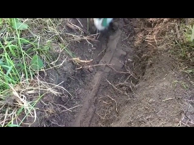 Взорвавшая винтовка M1 Garand из-за пули или осколков, попавших в винтовку Взорвавшая винтовка M1 Garand из-за пули или осколков, попавших в винтовку